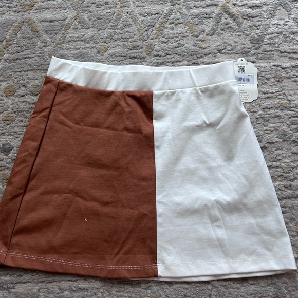 Altar’d State Brown and White Mini Skirt — NWT - Picture 6 of 9